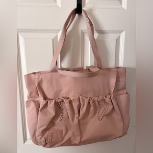 Beis Sports Carryall Tote in Atlas Pink